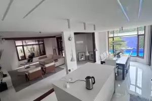 Padrão Jardim Riviera 292m² 03 Dormitórios 03 Suítes 4 Vagas