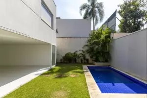 Condomínio Hipica gardem Chácara Santo Antônio (Zona Su 525m² 04 Dormitórios 04 Suítes 5 Vagas