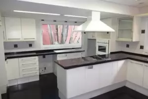 Sobrado Jardim Luzitânia 425m² 04 Dormitórios 04 Suítes 4 Vagas