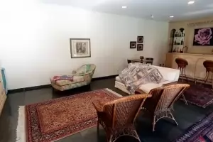 Padrão Jardim Paulista 560m² 04 Dormitórios 01 Suítes 10 Vagas