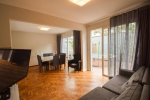 Padrão Indianópolis 280m² 03 Dormitórios 01 Suítes 3 Vagas