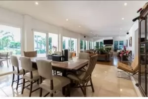 condominio vila verde Jardim Cordeiro 1032m² 04 Dormitórios 04 Suítes 5 Vagas