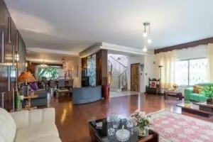 Padrão Jardim Paulistano 350m² 04 Dormitórios 01 Suítes 4 Vagas