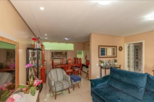 Padrão Parque Colonial 200m² 03 Dormitórios 01 Suítes 3 Vagas