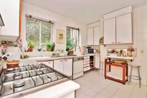 Padrão Jardim Europa 286m² 04 Dormitórios 04 Suítes 2 Vagas