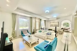 Padrão Interlagos 1182m² 04 Dormitórios 04 Suítes 6 Vagas