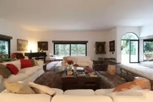 Padrão Jardim América 1000m² 05 Dormitórios 04 Suítes 10 Vagas