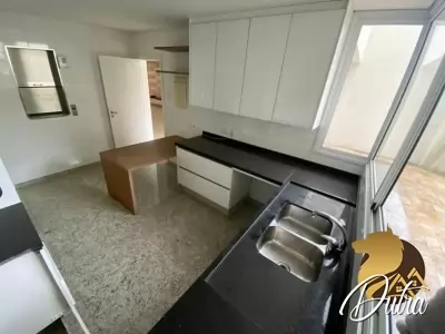 Casa de Condomínio Brooklin Paulista 425m² 04 Dormitórios 04 Suítes 4 Vagas
