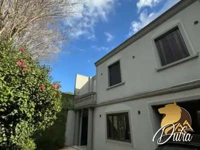 Padrão Jardim Europa 240m² 04 Dormitórios 02 Suítes 3 Vagas