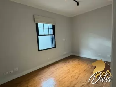 Padrão Jardim Europa 240m² 04 Dormitórios 02 Suítes 3 Vagas