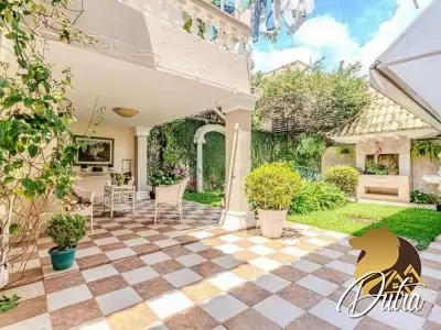 Sobrado Jardim Luzitânia 250m² 05 Dormitórios 02 Suítes 6 Vagas