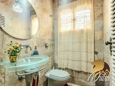 Sobrado Jardim Luzitânia 250m² 05 Dormitórios 02 Suítes 6 Vagas