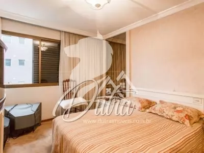 Mansão das Tulipas Campo Belo 440m² 04 Dormitórios 03 Suítes 4 Vagas