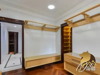 Taiuva Vila Gomes Cardim 340m² 04 Dormitórios 04 Suítes 5 Vagas