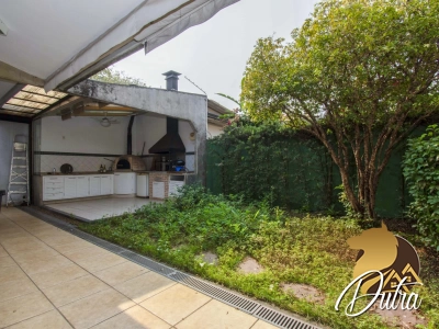 Padrão Moema 240m² 04 Dormitórios 02 Suítes 3 Vagas