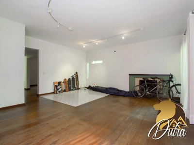 Padrão Moema 240m² 04 Dormitórios 02 Suítes 3 Vagas