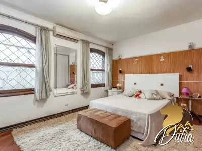 Padrão Brooklin 246m² 03 Dormitórios 02 Suítes 4 Vagas