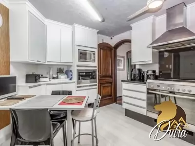 Padrão Brooklin 246m² 03 Dormitórios 02 Suítes 4 Vagas