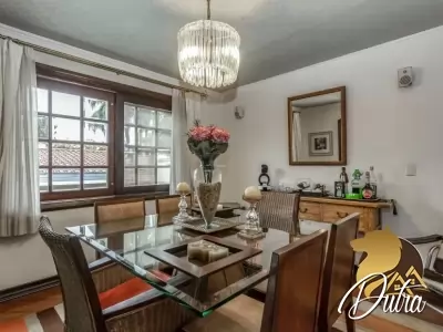 Padrão Brooklin 246m² 03 Dormitórios 02 Suítes 4 Vagas