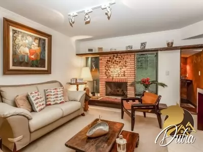 Padrão Brooklin 246m² 03 Dormitórios 02 Suítes 4 Vagas