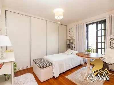 Padrão Jardim Marajoara 228m² 03 Dormitórios 02 Suítes 5 Vagas