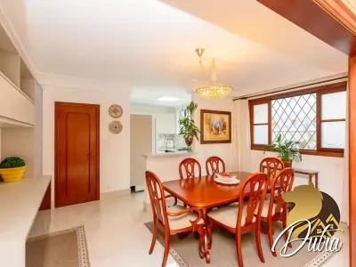 Padrão Jardim Marajoara 228m² 03 Dormitórios 02 Suítes 5 Vagas