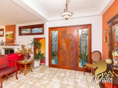 Padrão Jardim Marajoara 228m² 03 Dormitórios 02 Suítes 5 Vagas