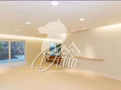 Casa de Condomínio Santo Amaro 300m² 04 Dormitórios 02 Suítes 4 Vagas