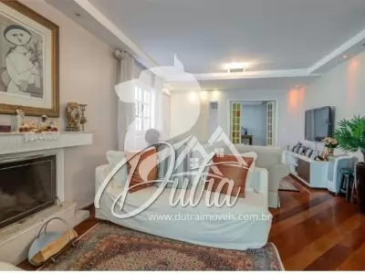 Casa de Condomínio Alto da Boa Vista 405m² 04 Dormitórios 02 Suítes 3 Vagas