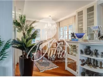 Casa de Condomínio Alto da Boa Vista 405m² 04 Dormitórios 02 Suítes 3 Vagas