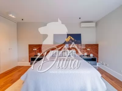 Casa de Condomínio Alto da Boa Vista 380m² 03 Dormitórios 03 Suítes 3 Vagas