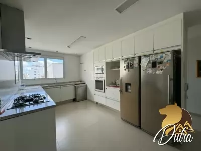 Edifício Appia Lorena 165 Jardim Paulista 240m² 02 Dormitórios 02 Suítes 3 Vagas