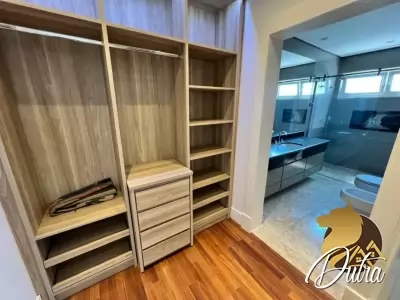 Padrão Jardim América 697m² 04 Dormitórios 04 Suítes 8 Vagas