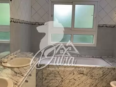 Solar Andaluz Alto da Boa Vista 560m² 04 Dormitórios 04 Suítes 3 Vagas