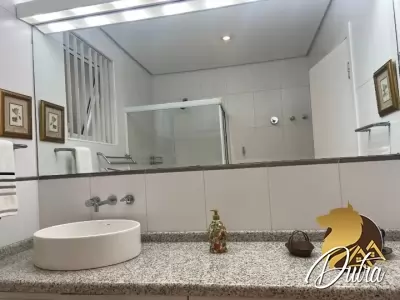 Padrão Campo Belo 682m² 03 Dormitórios 03 Suítes 8 Vagas