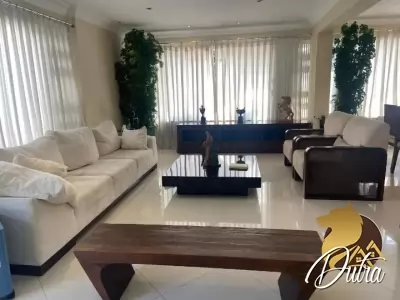 Padrão Campo Belo 682m² 03 Dormitórios 03 Suítes 8 Vagas