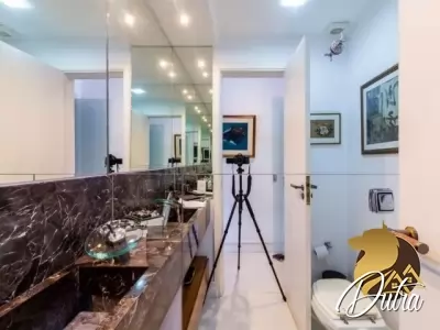 Saint James Park Indianópolis 220m² 03 Dormitórios 03 Suítes 3 Vagas