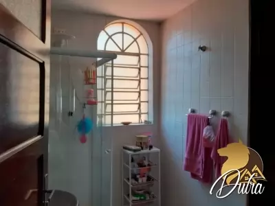 Casa Groelandia Jardim América 175m² 03 Dormitórios 01 Suítes 3 Vagas