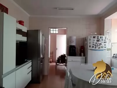 Casa Groelandia Jardim América 175m² 03 Dormitórios 01 Suítes 3 Vagas
