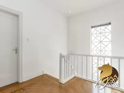 Padrão Jardim Paulista 345m² 05 Dormitórios 03 Suítes 4 Vagas
