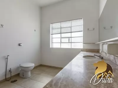 Padrão Jardim Paulista 345m² 05 Dormitórios 03 Suítes 4 Vagas