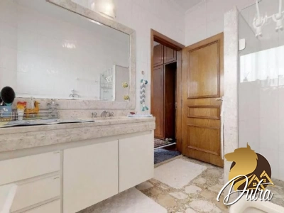 Padrão Planalto Paulista 238m² 05 Dormitórios 04 Suítes 2 Vagas