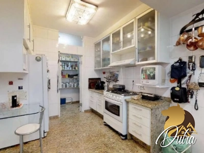 Padrão Planalto Paulista 238m² 05 Dormitórios 04 Suítes 2 Vagas