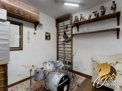 Padrão Planalto Paulista 238m² 05 Dormitórios 04 Suítes 2 Vagas