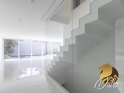 Condomínio Hipica gardem Chácara Santo Antônio (Zona Su 525m² 04 Dormitórios 04 Suítes 5 Vagas