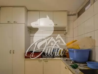 Padrão Campo Belo 357m² 04 Dormitórios 04 Suítes 5 Vagas