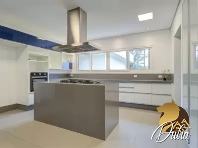 Casa de Condomínio Alto Da Boa Vista 867m² 04 Dormitórios 04 Suítes 8 Vagas