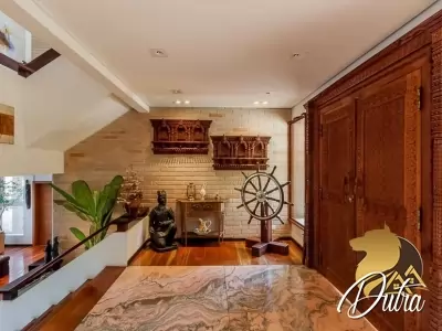 Alpha 10 Alphaville 1600m² 07 Dormitórios 05 Suítes 6 Vagas