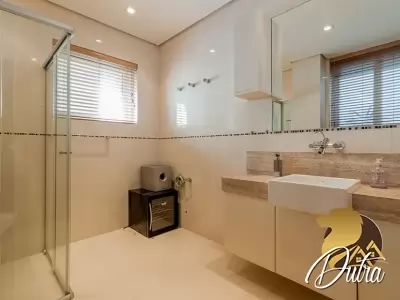 Alpha 10 Alphaville 1600m² 07 Dormitórios 05 Suítes 6 Vagas