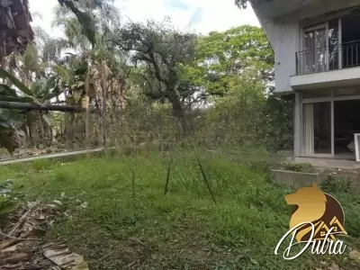 Padrão Jardim Europa 1200m² 04 Dormitórios 01 Suítes 15 Vagas